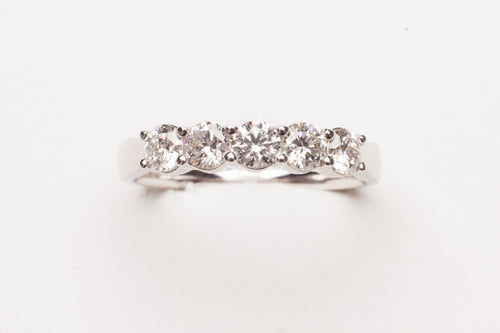 18KT WG .75CTW 5 RD DIA  PRONG SET BAND