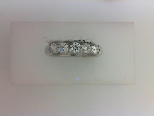 18KT WG .55CTTW RD DIA BAND