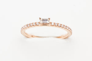 18KT RG STACK RING WITH .34CTTW EC/RD DIA