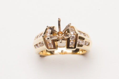 14KT YG SEMI DIA .59CT TW 24RD RING