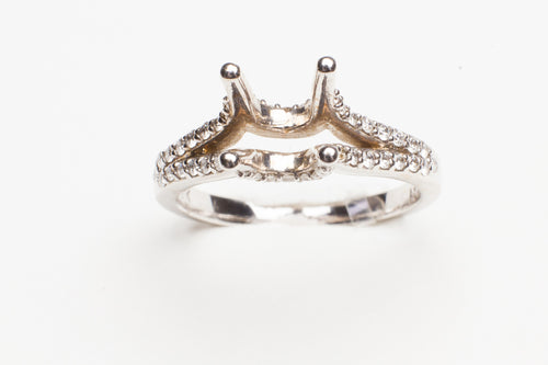 White 18 Karat Semi Mtg With 0.44Tw Round H/I Si1 Diamonds