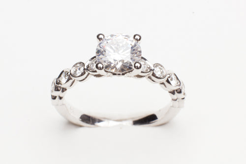 14KT WG .39CTTW CZ CENTER BEZEL SET RD DIA SHANK