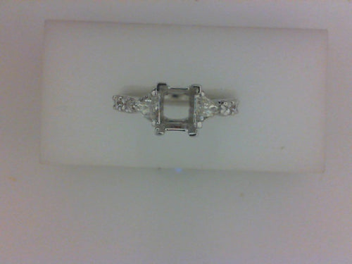 14kwg diamond mounting .37cttw trill with .19round diamonds each side prong set.