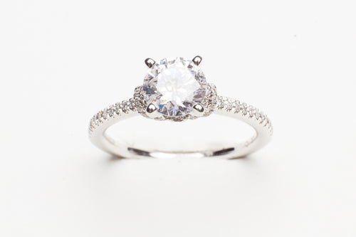 14KT WG .24CTTW RADIANCE MTG W CZ CENTER
