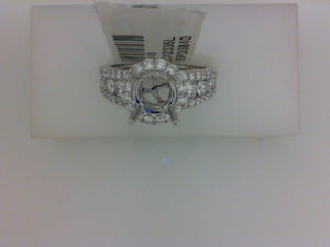18KT WG 1.02CTTW 52 RD DIA HALO MTG