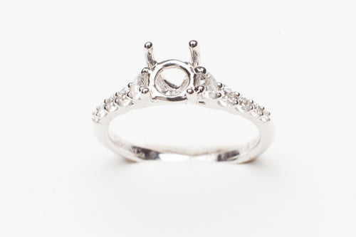 14KT WG .50CTTW G-H SI2 GRAD PRONG SET DIA MTG