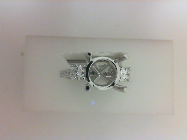 18KT WG .40CTTW 20 RD DIA / .22CTTW 2 CTR DIA MTG