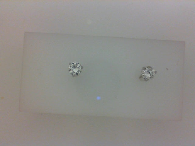 14KT .54CTTW RD 3 PRONG DIAMOND EARRINGS


NO BACKS