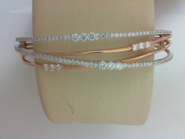 18K WG/RG 1.49CTTW RD DIA BANGLE