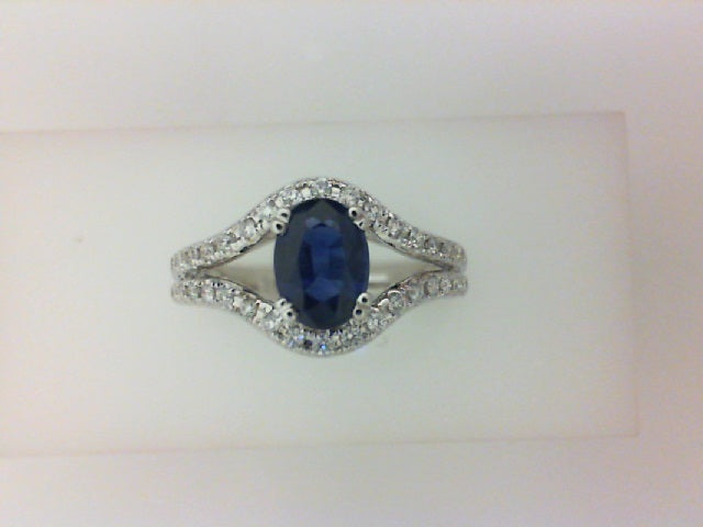 14KT WG .26CTTW RD DIA W .88CT OVL SAPH RING