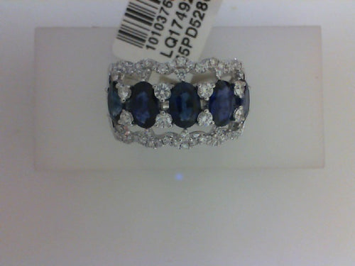 18KT WG .57CTTW 56 RD DIA W 2.76CTTW 5 OVAL SAPH RING