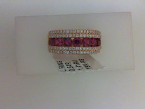 18KT RG .54CTTW 106 RD DIA W 1.41CTTW 9 RUBY BAND