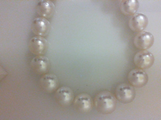 14.3X11MM 35RD WHITE SOUTH SEA PEARLS