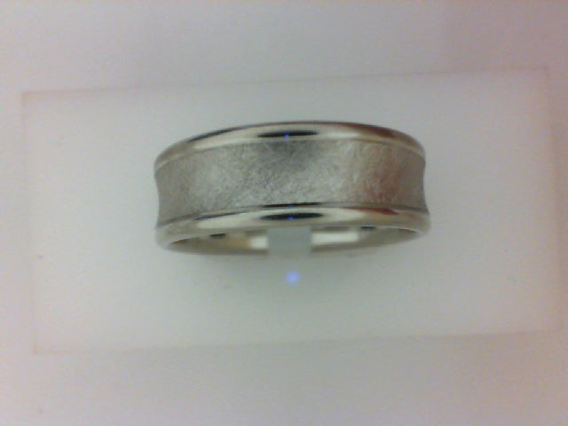 7.5MM 14KT WG CONCAVE W RE SWIRLED BRUSHED CENTER