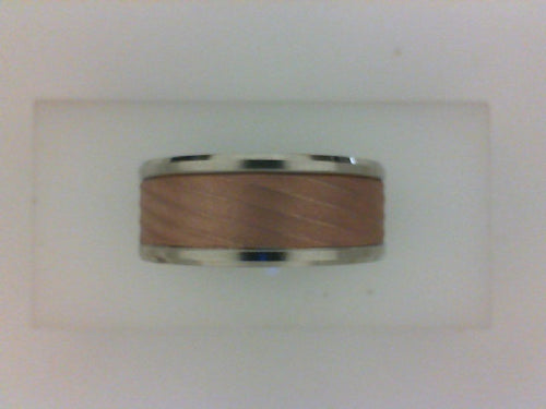 9MM 14KT TT POL BEVELED EDGE WITH RG RAISED SWIRLED BRUSHED CENTER