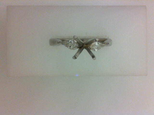 PLAT DIAMOND SEMI W/ 2 KITE CUTS APPROX .20 CTW
