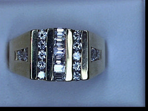 GTS DIA 2.65CT TW RD&BGT RING