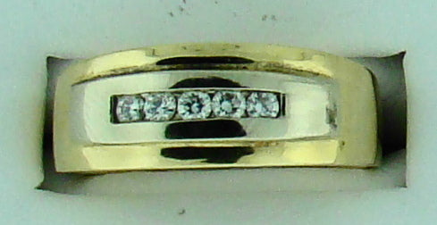 GTS 14KT YG .25CT TW DIAMOND RING A QUALITY