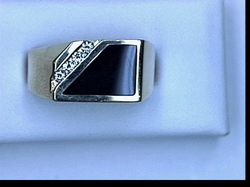 GTS 14KT YG .18CT TW DIA BLK ONYX RING