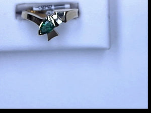 EMERALD DIA .07CT TW RING