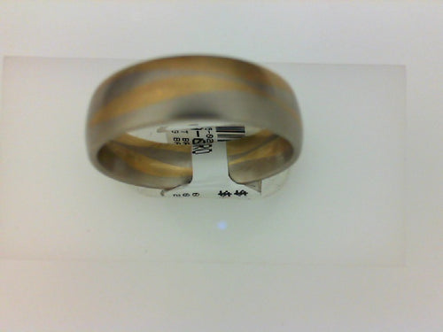 14KT TT BRUSHED WEDDING BAND WAVY