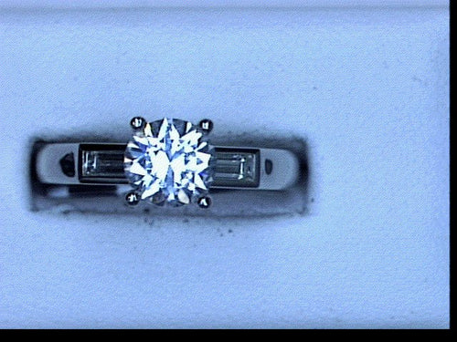 PLAT .24CT TW DIAMOND SEMI MTG W CZ CTR